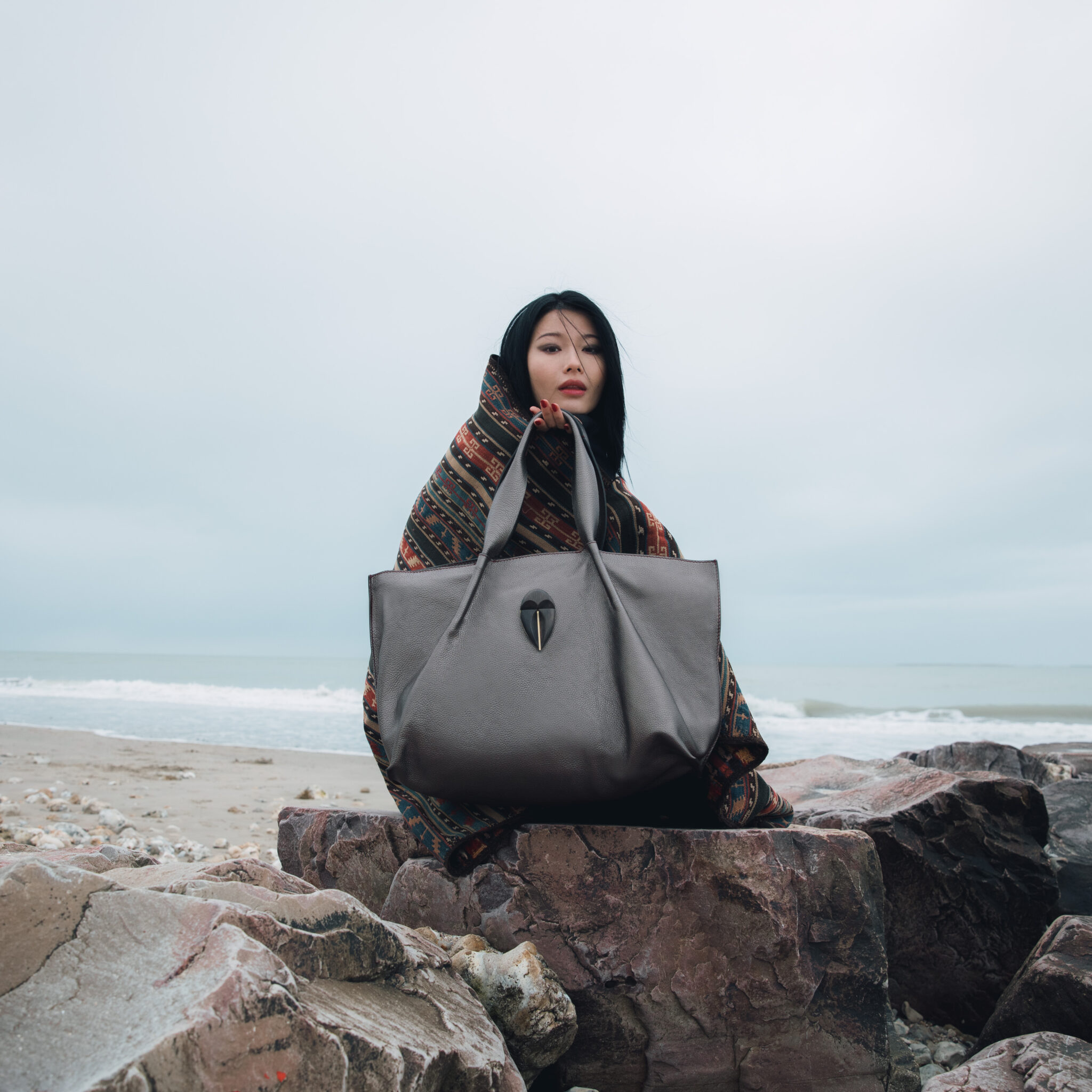 Kali Kaan tote bag in grained leather Caroline De Marchi