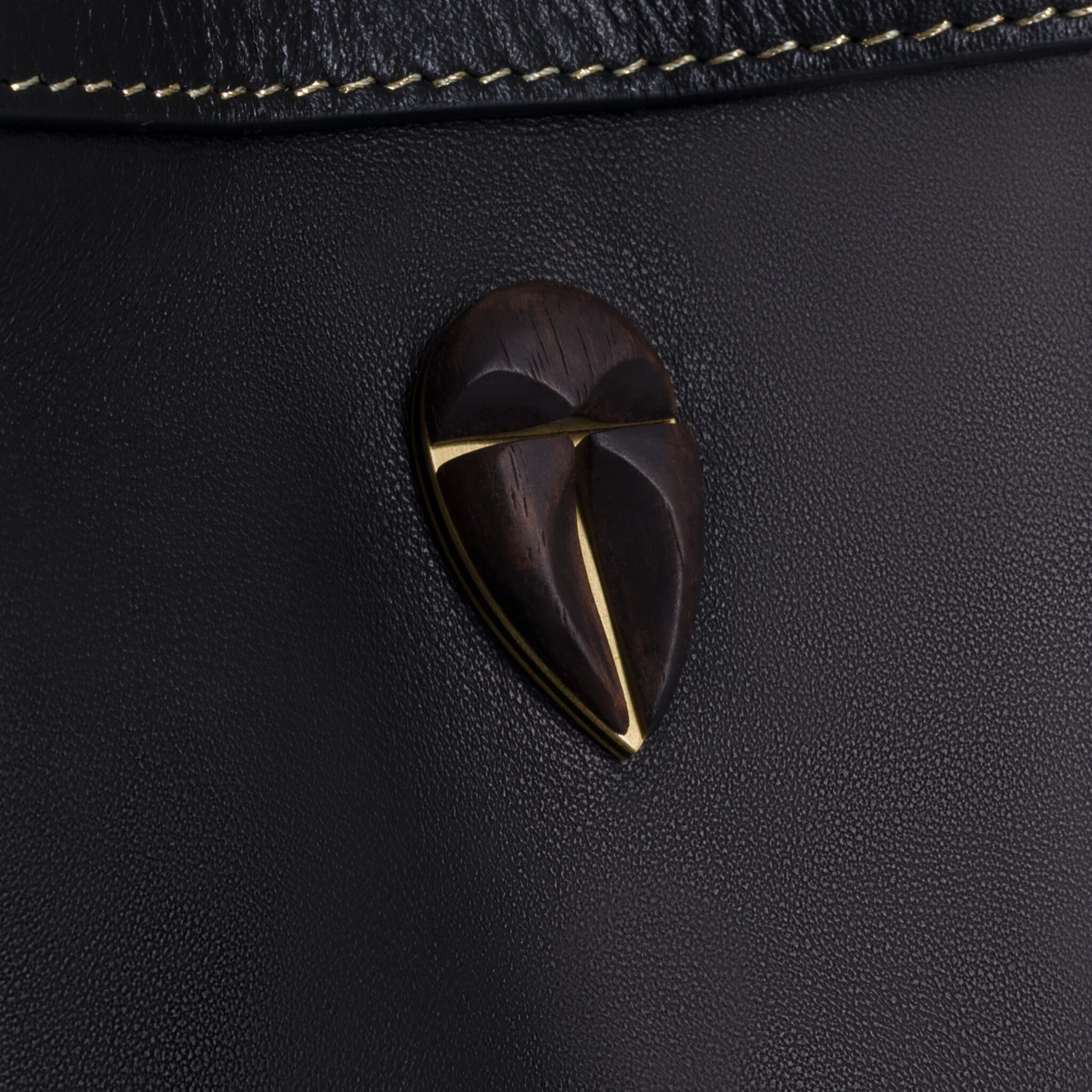 cubo ankara mini bag caroline de marchi detail