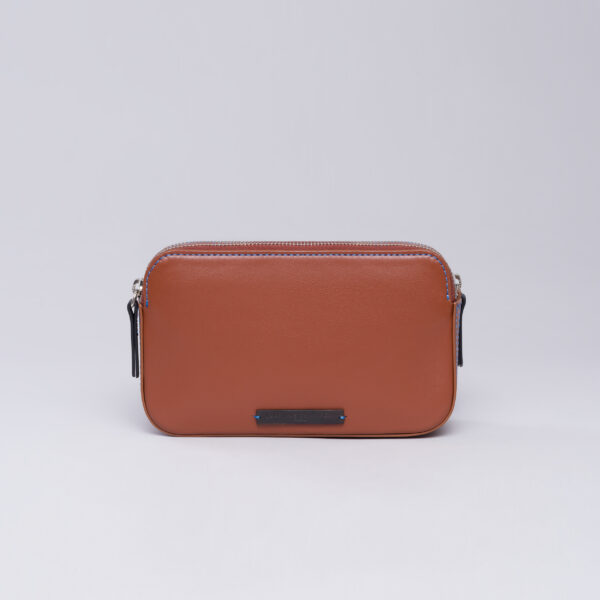 Bart Hebe camera bag brown Caroline De Marchi