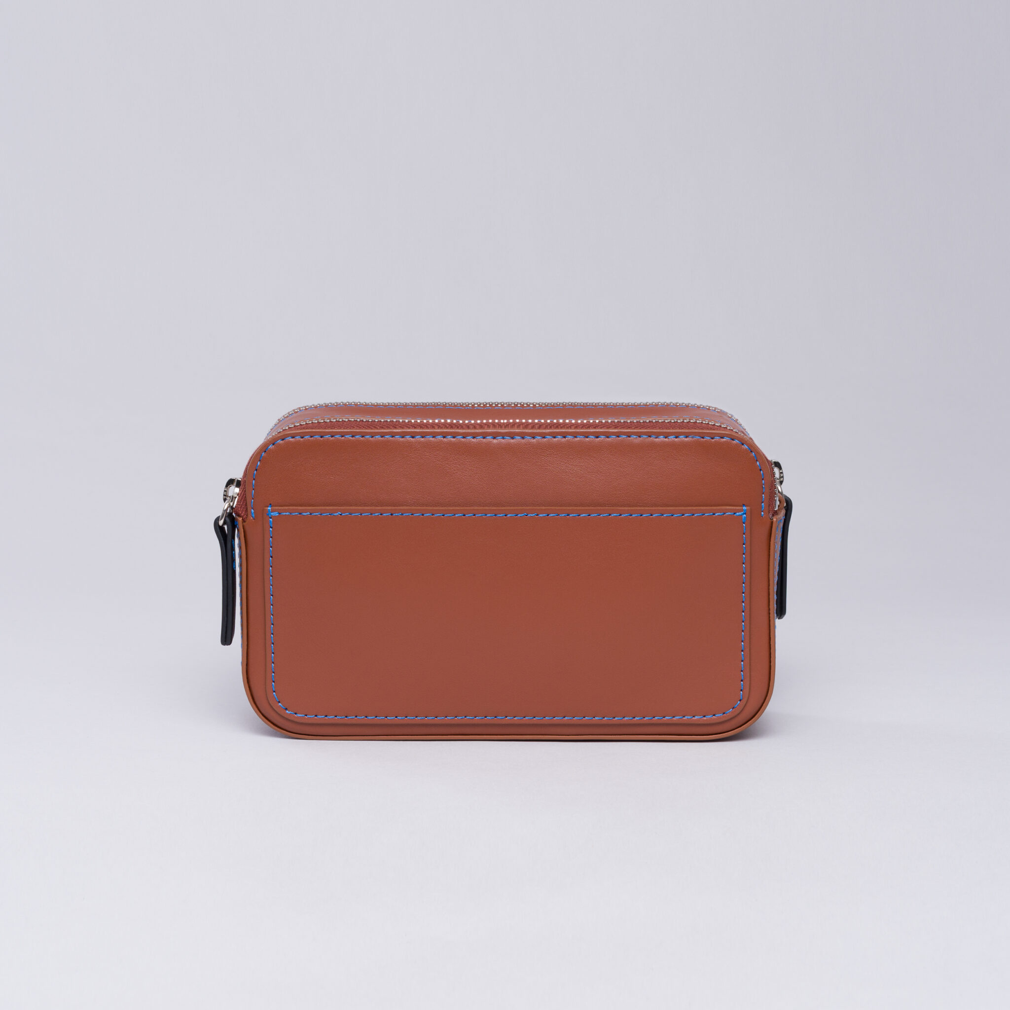 Bart Hebe camera bag brown Caroline De Marchi