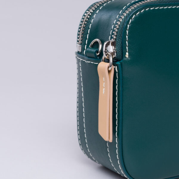 Hebe camera bag green Caroline De Marchi