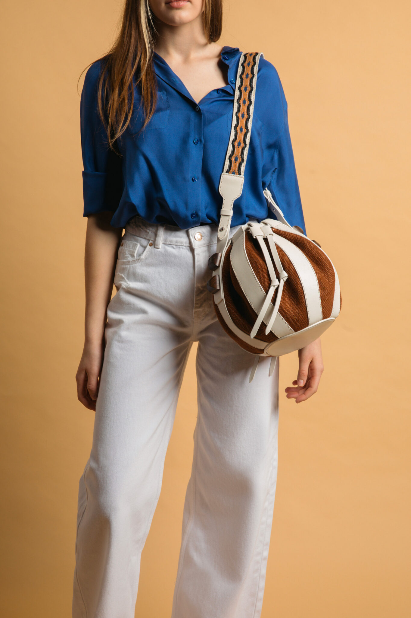 Alma Hera ivory brown bag Caroline De Marchi