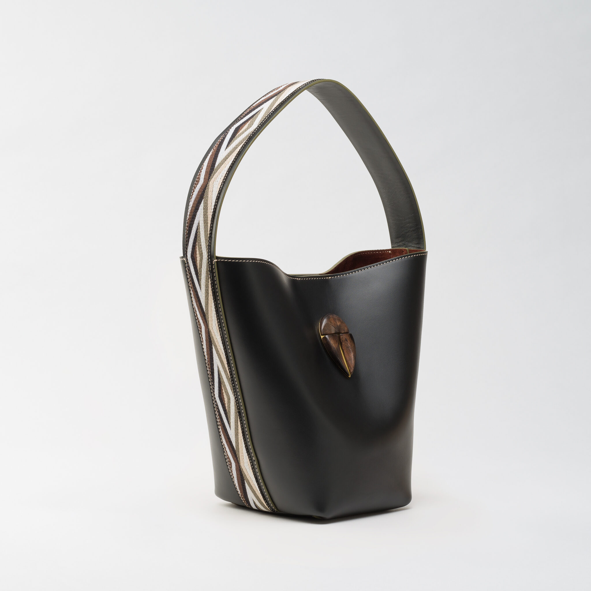 Babi Aredhel mini black bag Caroline De Marchi