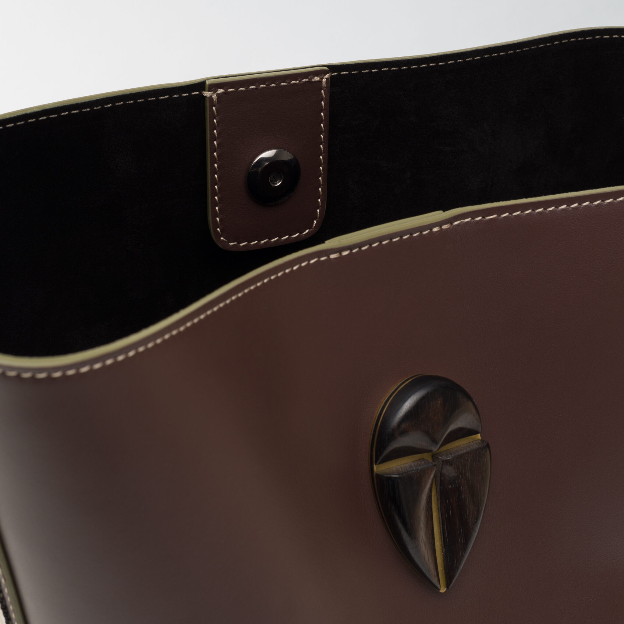 Babi Oröme mini brown bag Caroline De Marchi