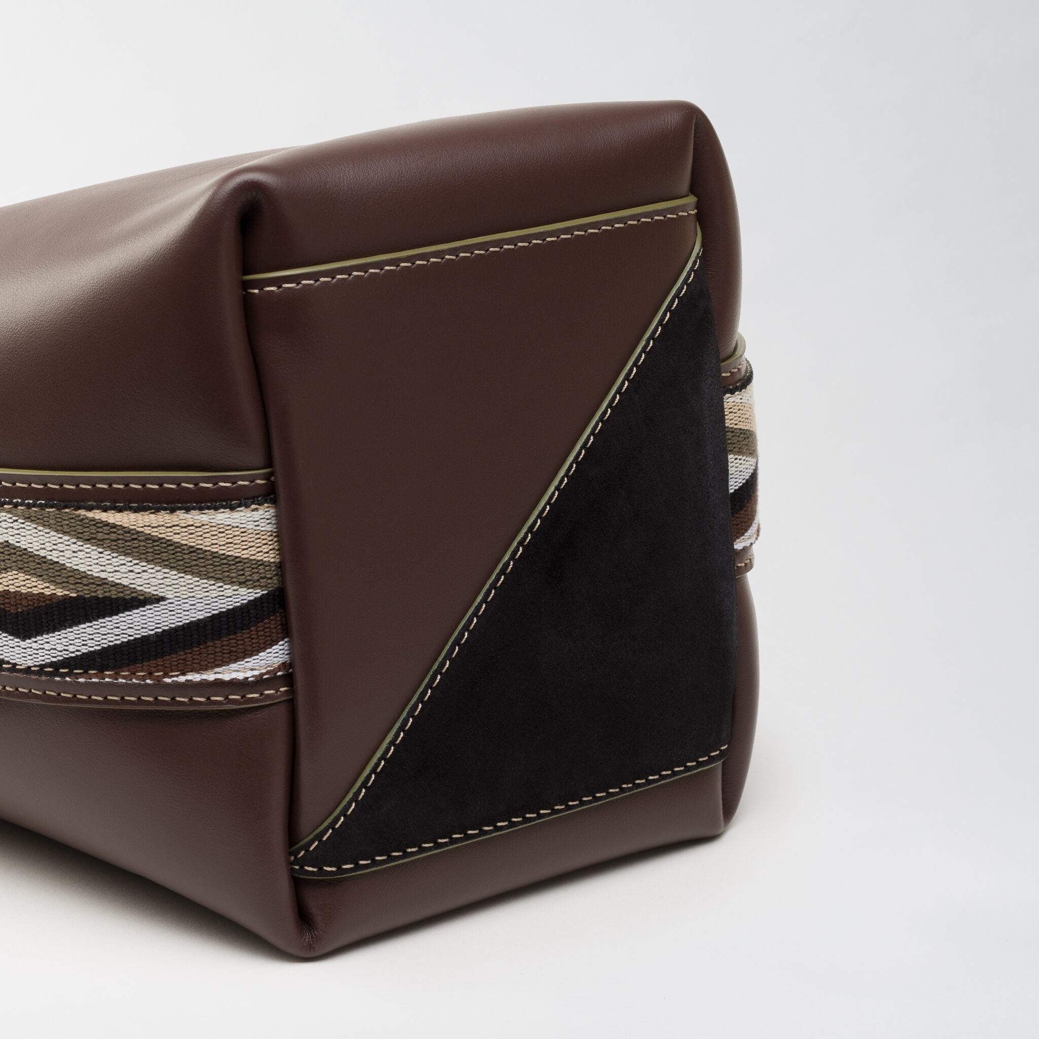 Babi Oröme mini brown bag Caroline De Marchi