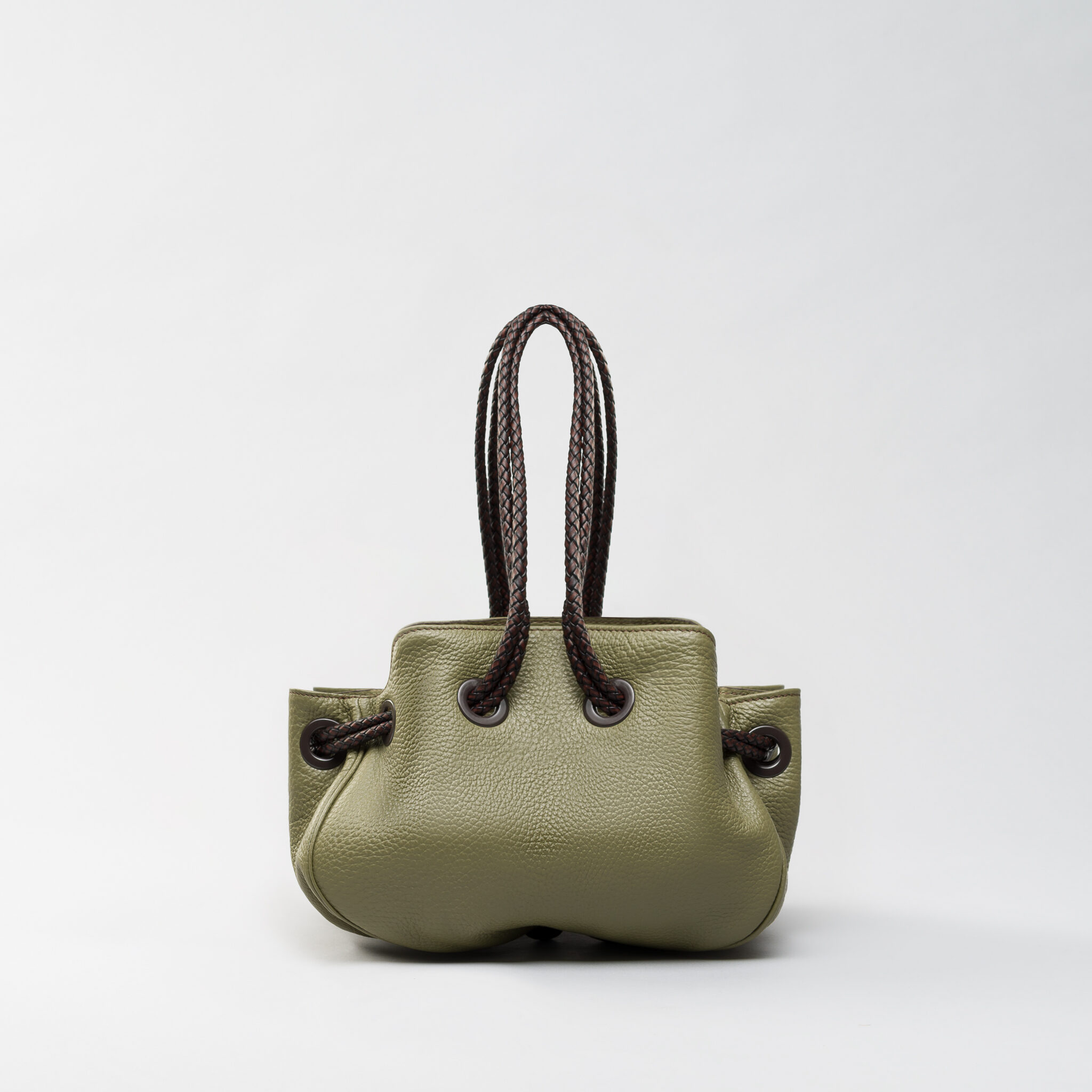 Lori Aldaron kaki leather bag Caroline De Marchi