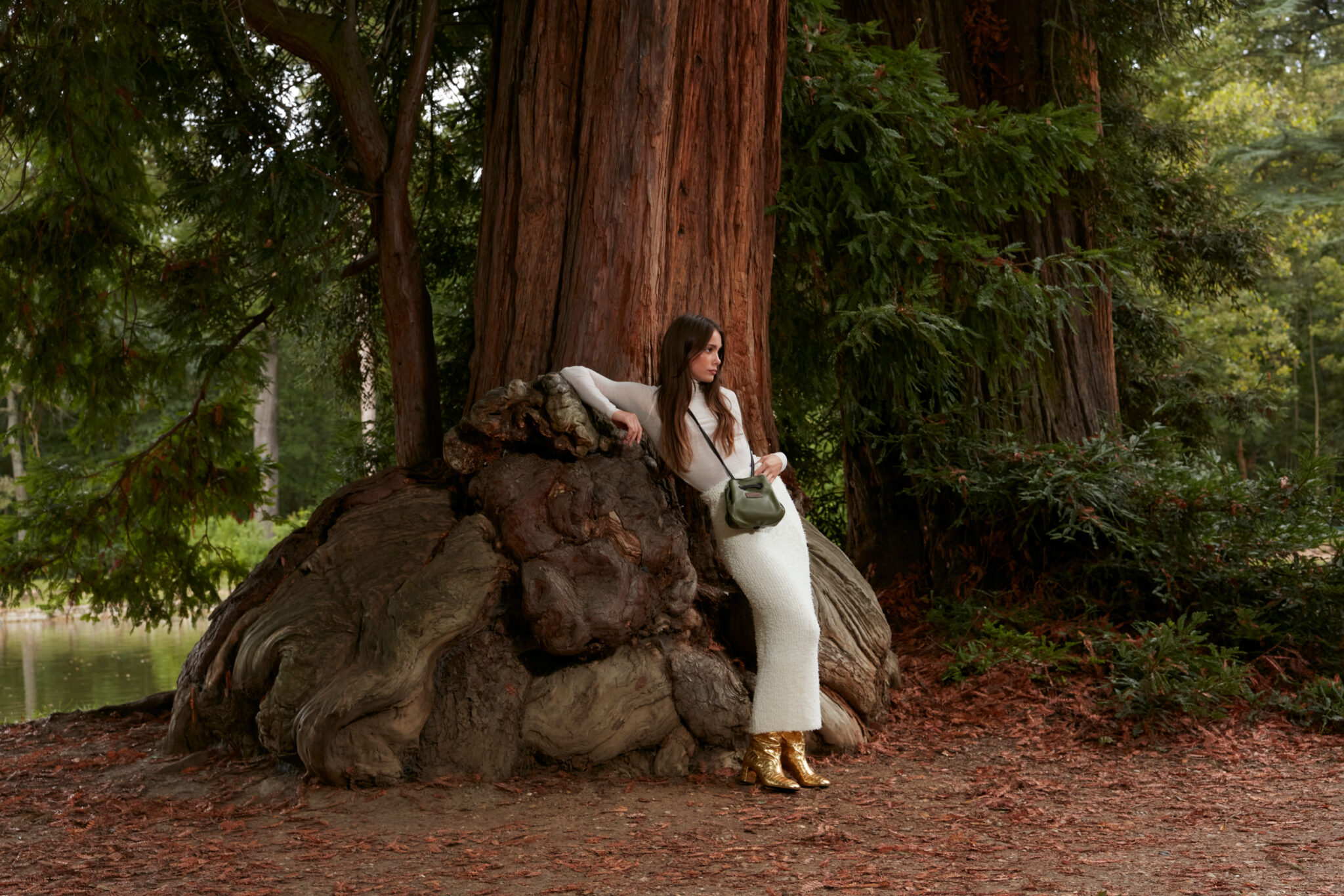 Lori Aldaron kaki leather bag Caroline De Marchi