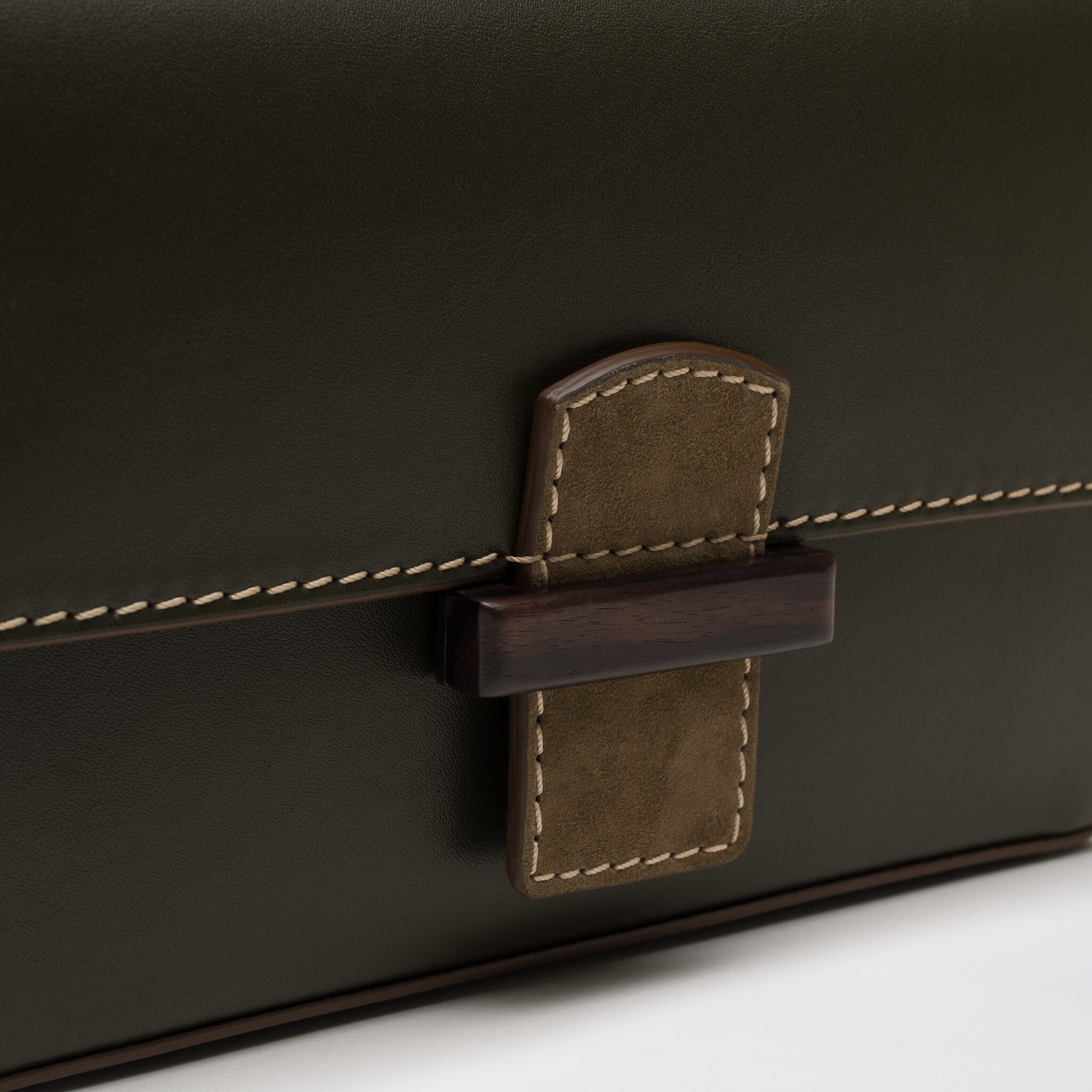 Reka Silva medium bag green Caroline De Marchi