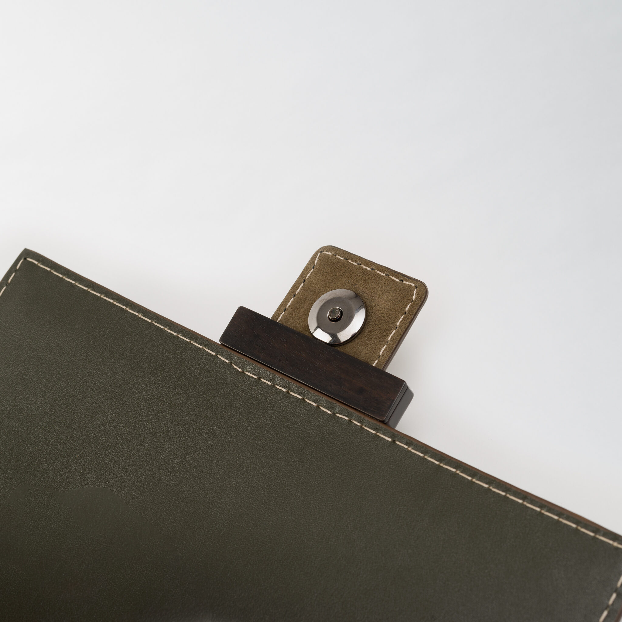 Reka Silva medium bag green Caroline De Marchi