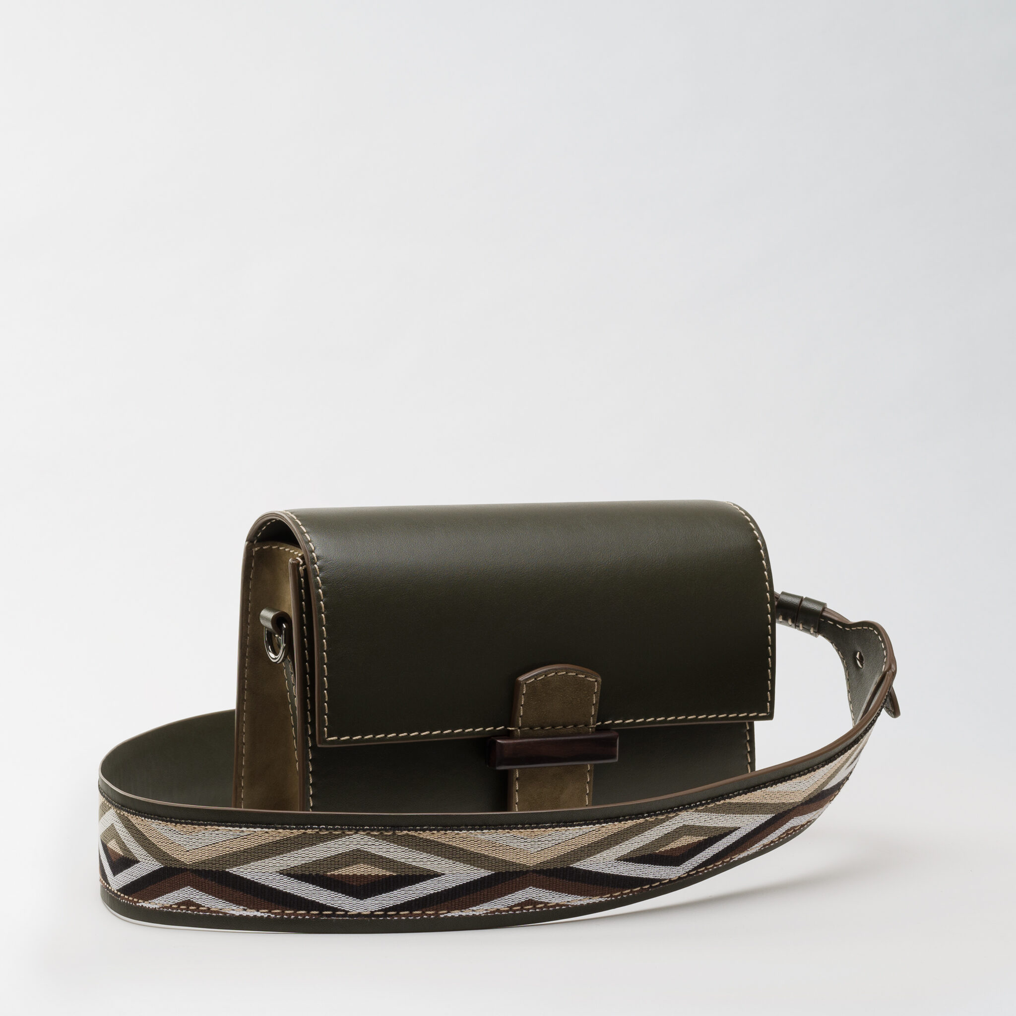 Reka Silva medium bag green Caroline De Marchi