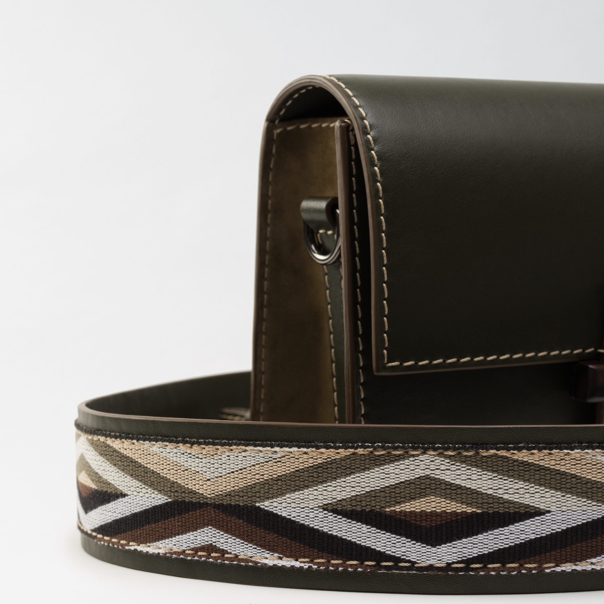 Reka Silva medium bag green Caroline De Marchi