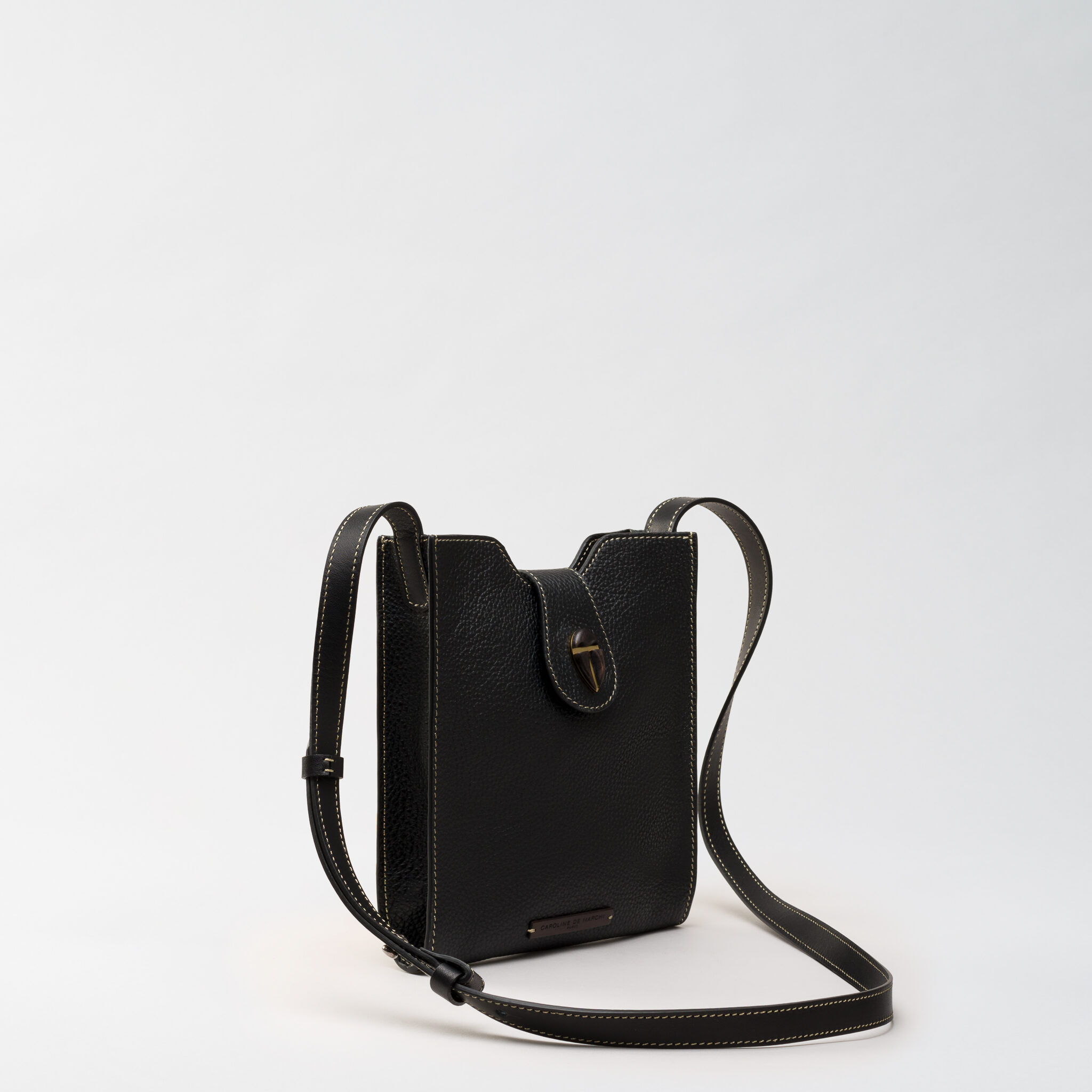 Raph Indis black leather bag Caroline De Marchi