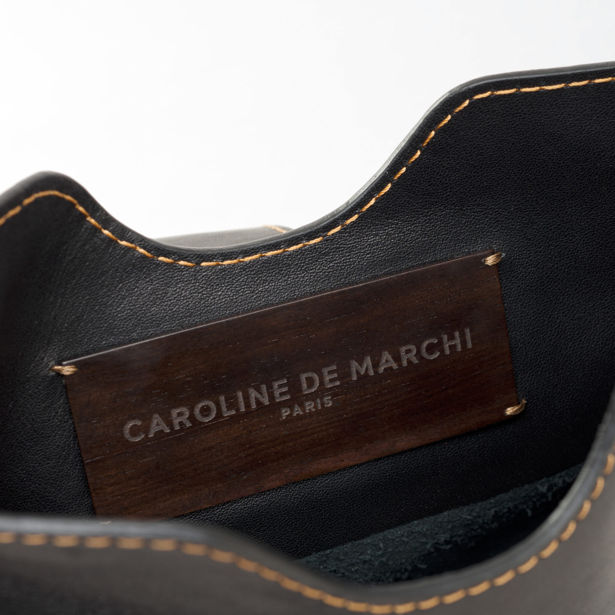 Raph Aheri black leather bag Caroline De Marchi