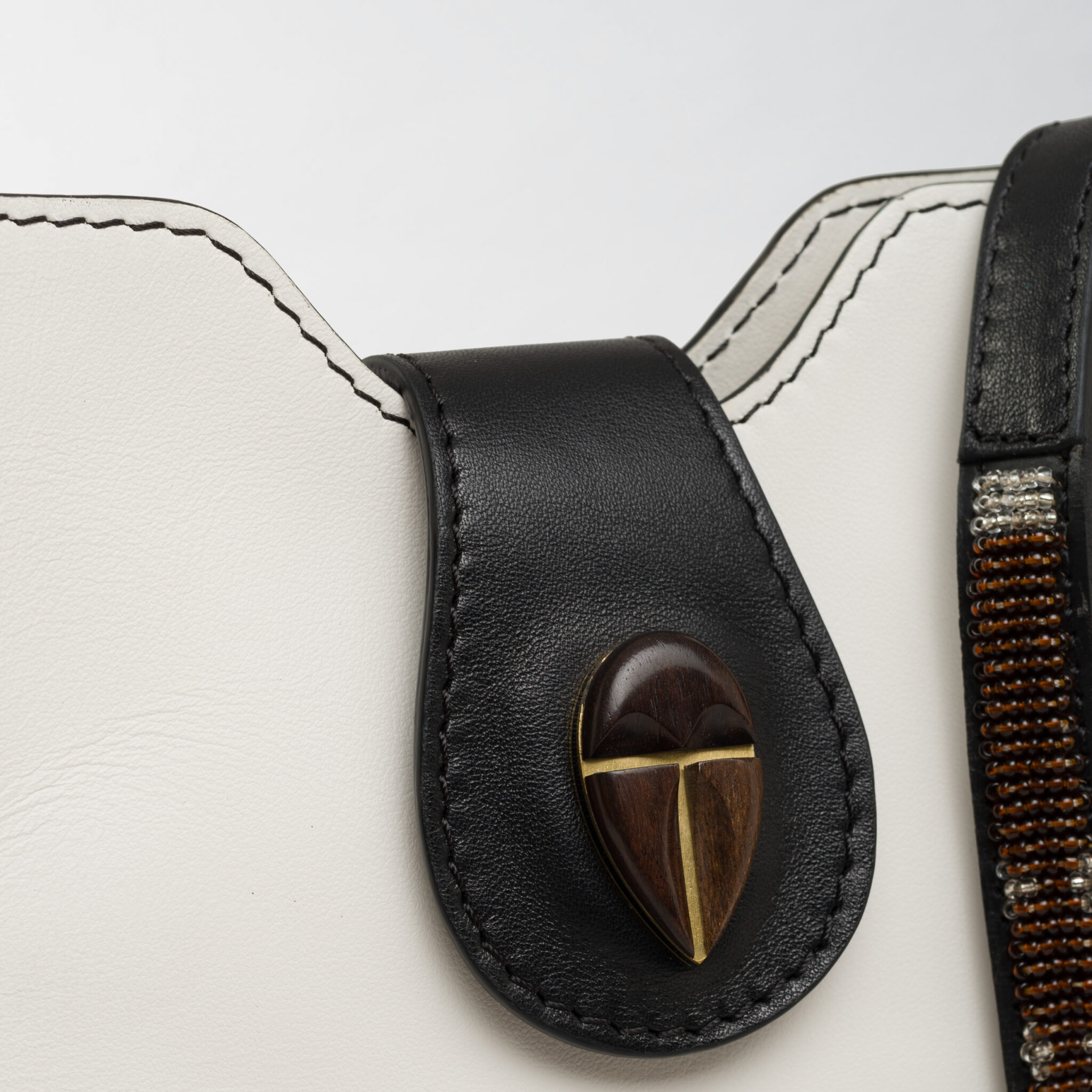 Raph Luam white leather bag Caroline De Marchi