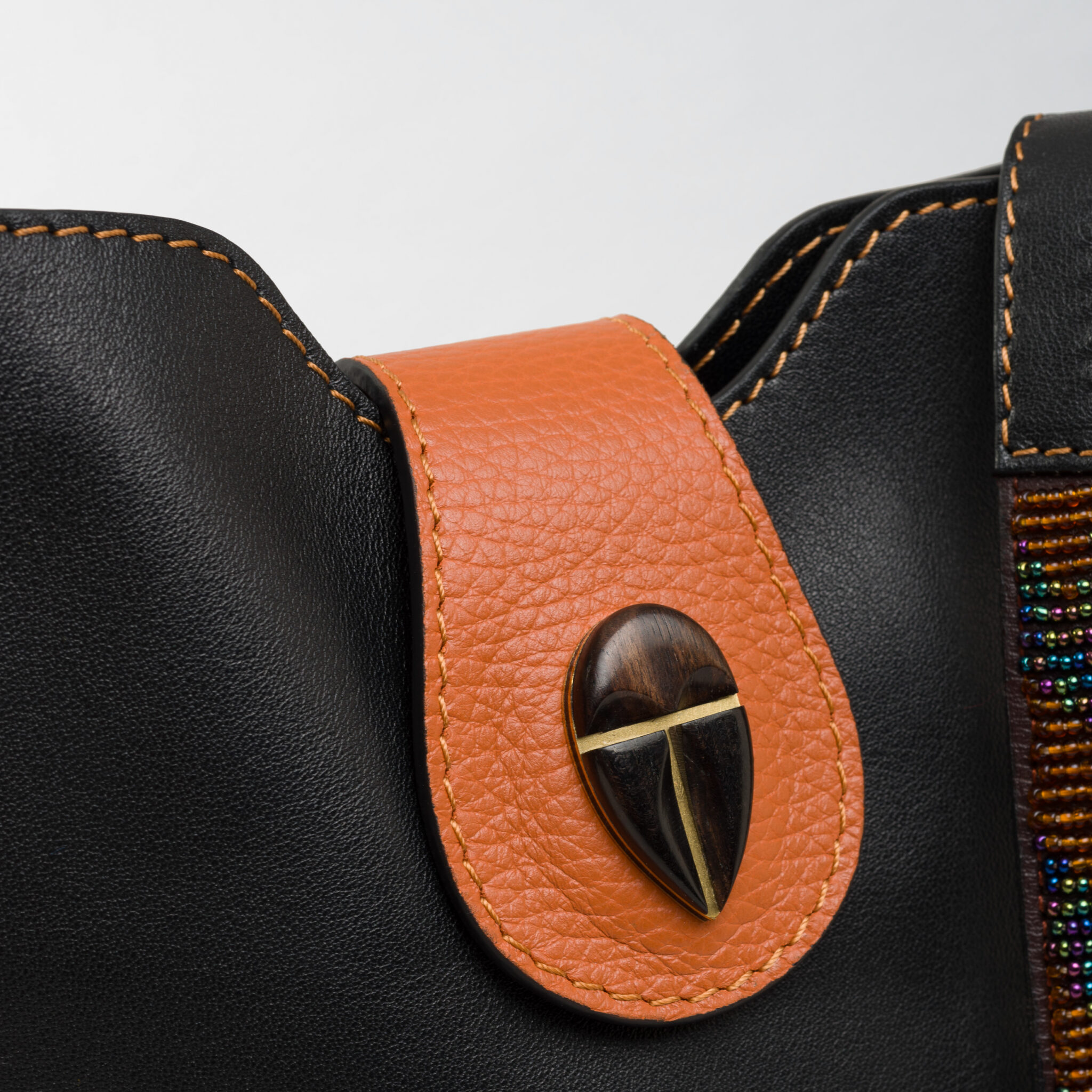 Raph Nere black leather bag Caroline De Marchi